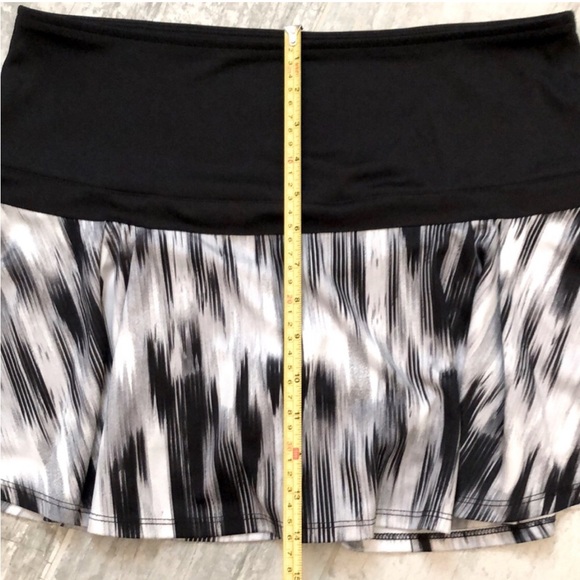 Callaway Black and White Skort, Size Medium - Picture 5 of 6